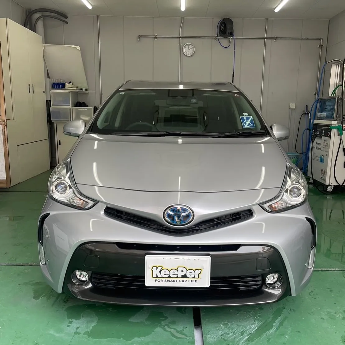 トヨタのプリウスアルファにフレッシュキーパーの施工をさせてい...
