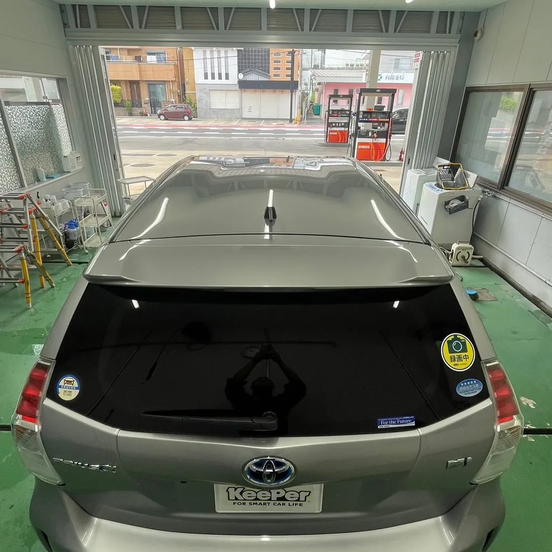 トヨタのプリウスアルファにフレッシュキーパーの施工をさせてい...