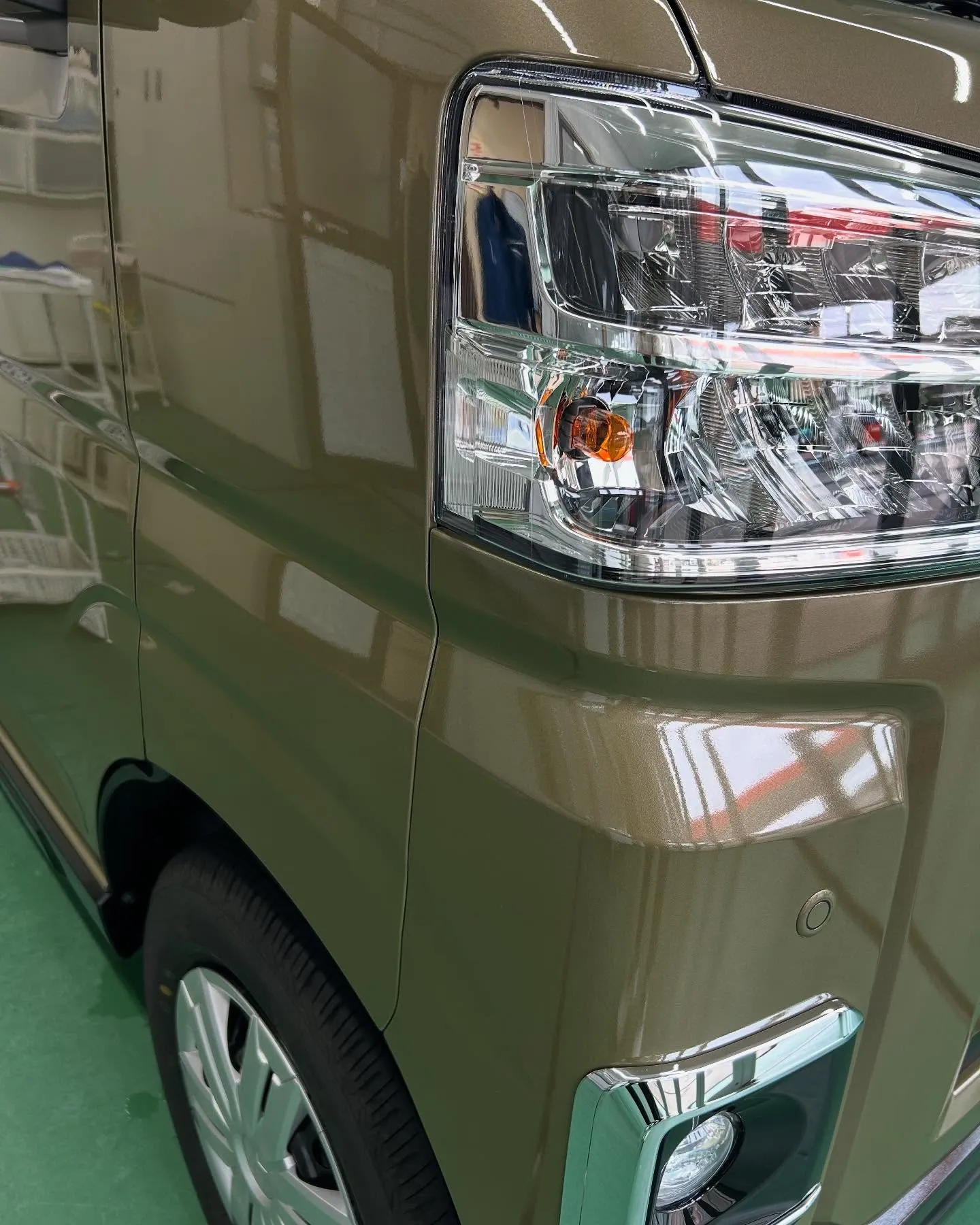 ダイハツ アトレーにエコダイヤモンドキーパーを施工させていた...