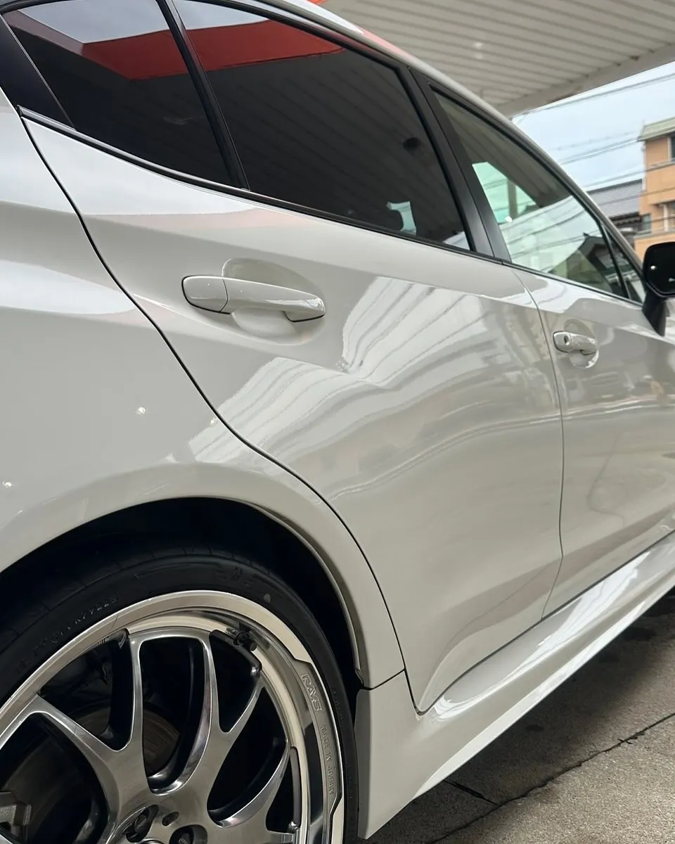 スバルWRX S4に最新のフレッシュキーパーを施工させていた...